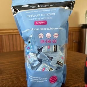 Neutrogena individual makeup remover wipes (60c)